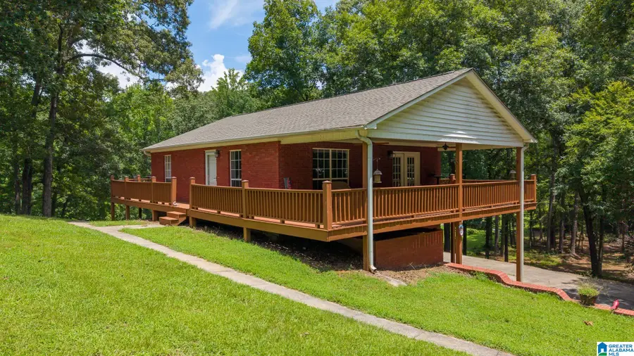 140 S LAKE SHORE DRIVE, Talladega, AL 35160 - #2