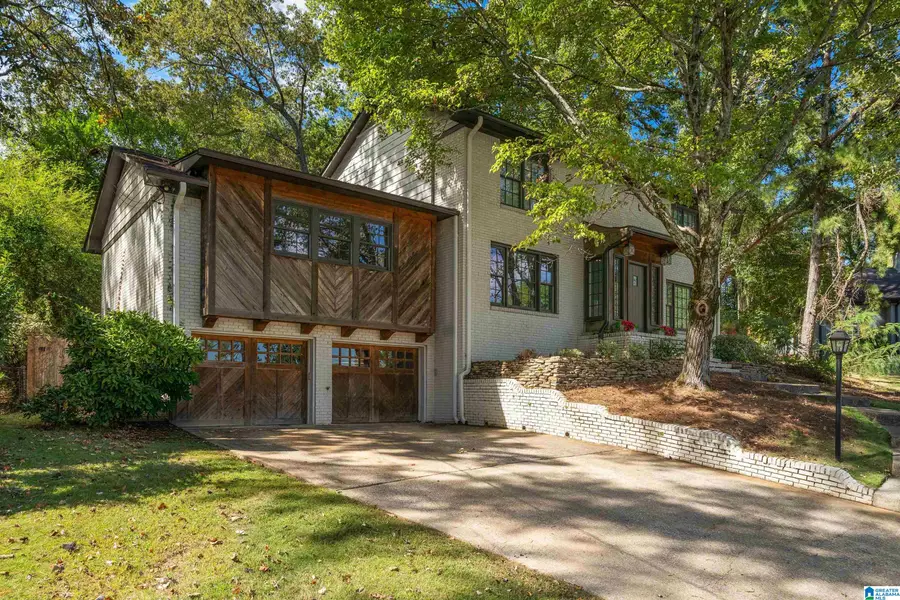 620 BIENVILLE LANE, Birmingham, AL 35213 - #3