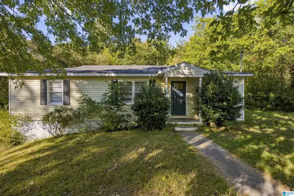 700 27TH COURT NE, Center point, AL 35215