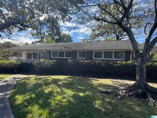 2624 WILLOW BROOK LANE, Vestavia hills, AL 35226