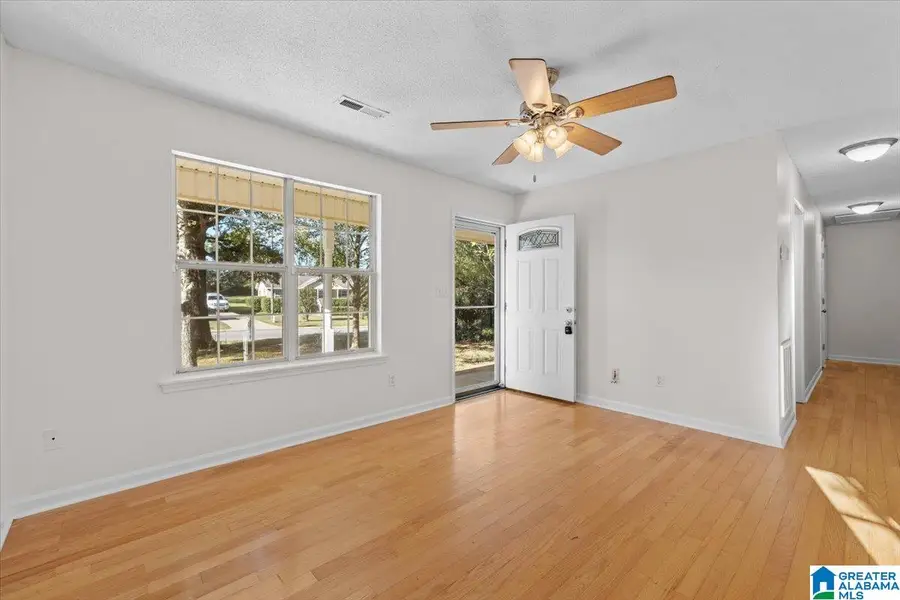 200 OXFORD CIRCLE, Montevallo, AL 35115 - #3