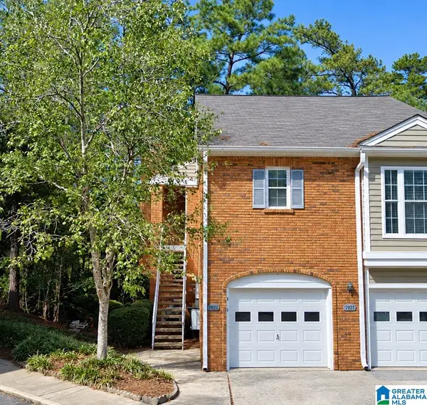 1925 WATERFORD PLACE, Hoover, AL 35244