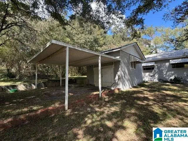1104 HEFLIN AVENUE W, Birmingham, AL 35214 - #3