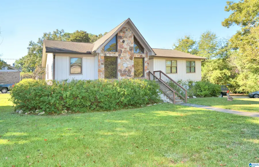 409 9TH STREET, Pleasant Grove, AL 35127 - #2