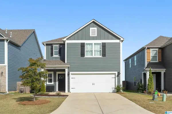 245 CHELSEA PARK CIRCLE, Chelsea, AL 35043
