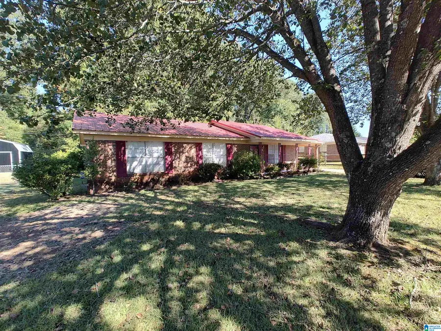 908 7TH PLACE, Sylacauga, AL 35150 - #2