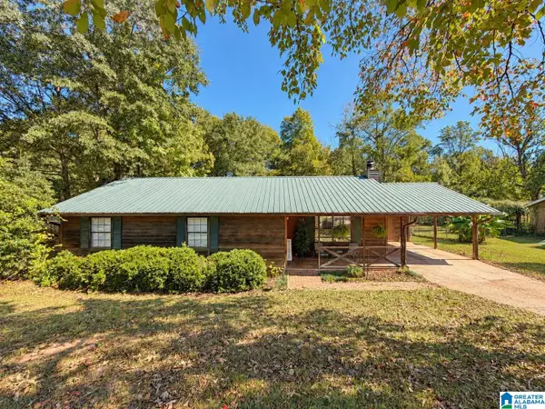 1607 MERLE CIRCLE, Opelika, AL 36801
