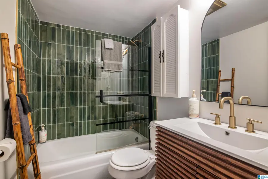 1520 15TH STREET S, Birmingham, AL 35205 - #3
