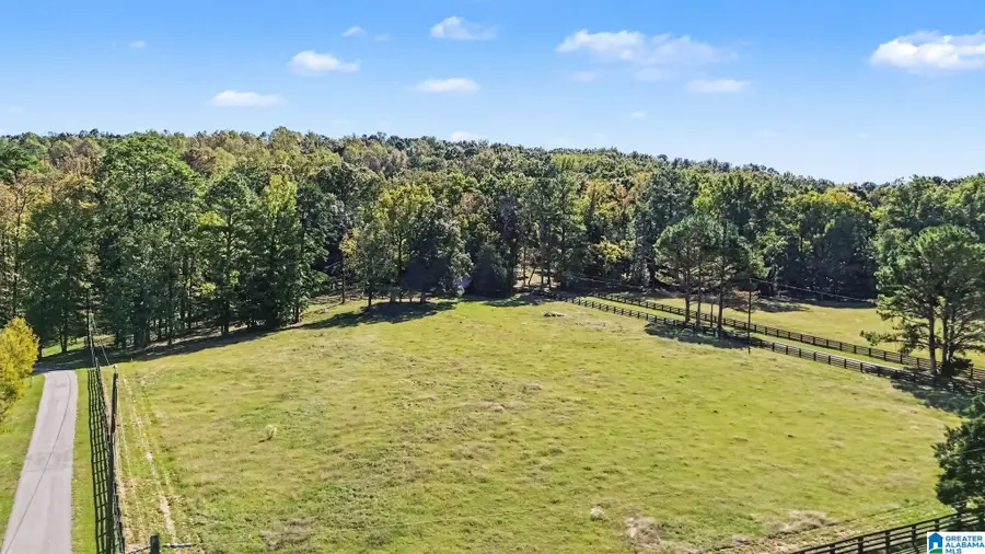 3255 EASTERN VALLEY ROAD, Leeds, AL 35094 - #3