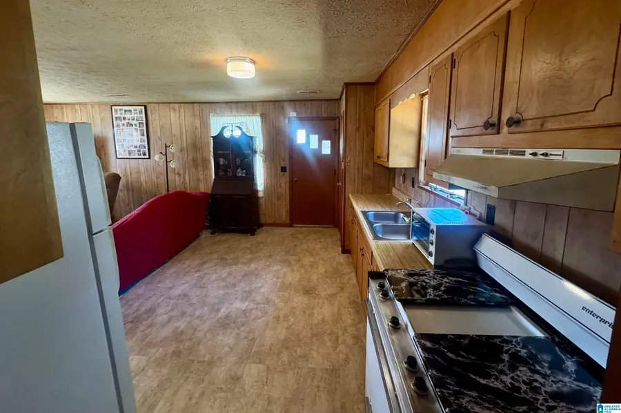 924 ALLEN STREET, Talladega, AL 35160 - #3