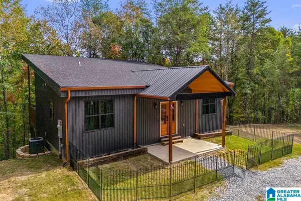 390 STAR VIEW LANE, Warrior, AL 35180