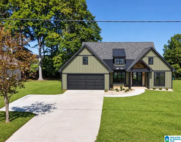 1604 4TH AVENUE N, Clanton, AL 35045