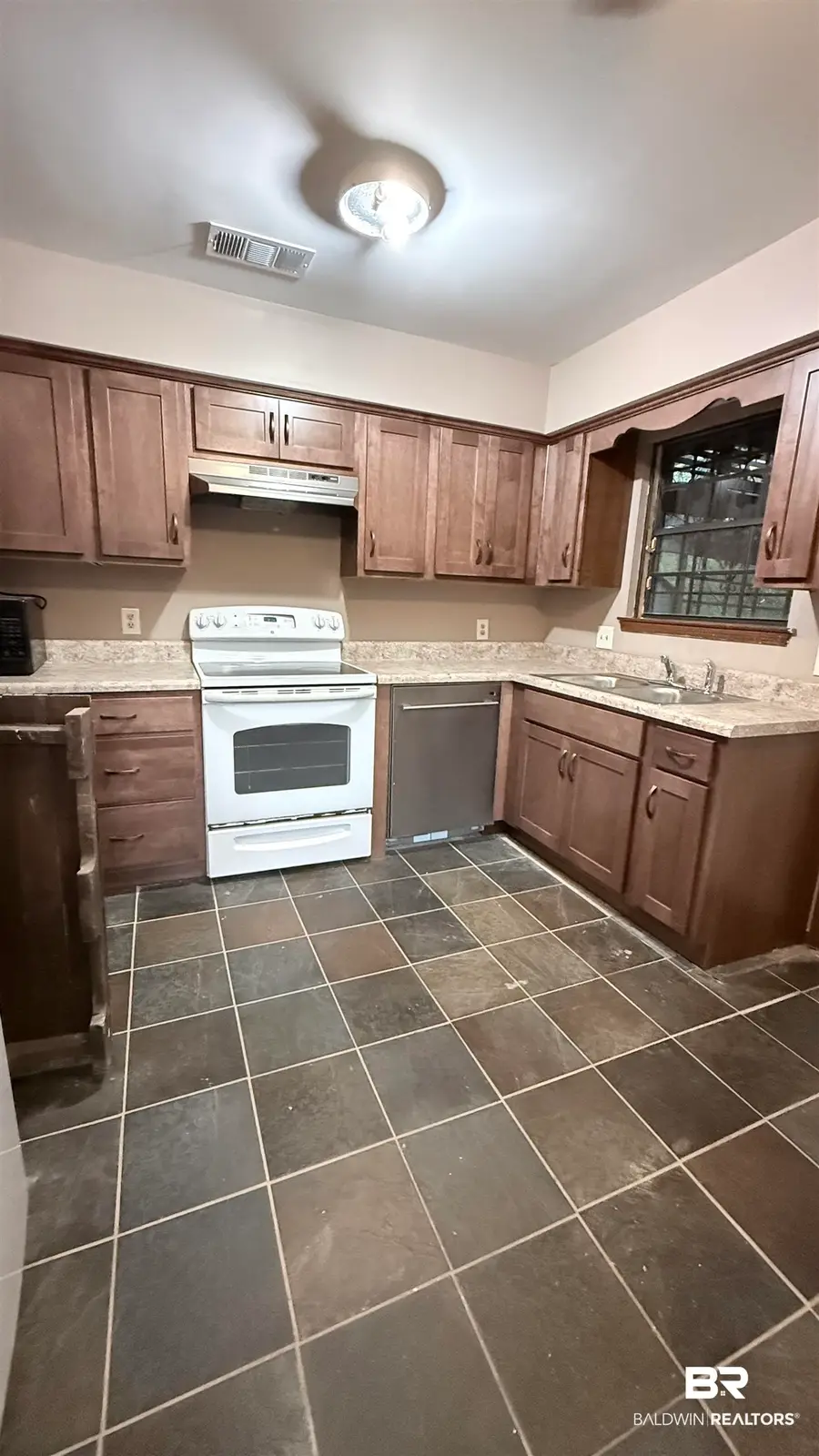 4131 Springdale Road, Mobile, AL 36609 - #3