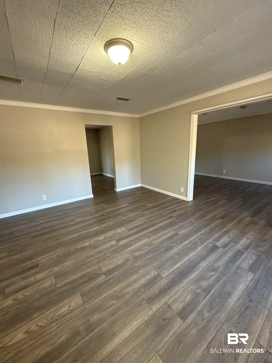 32 Slate Street, Atmore, AL 36502 - #3