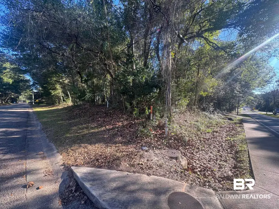 404 Miller Avenue, Fairhope, AL 36532 - #2