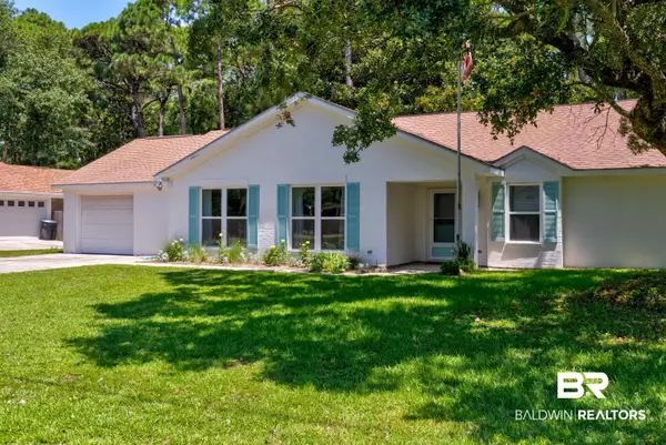 306 Apalache Avenue, Dauphin Island, AL 36528