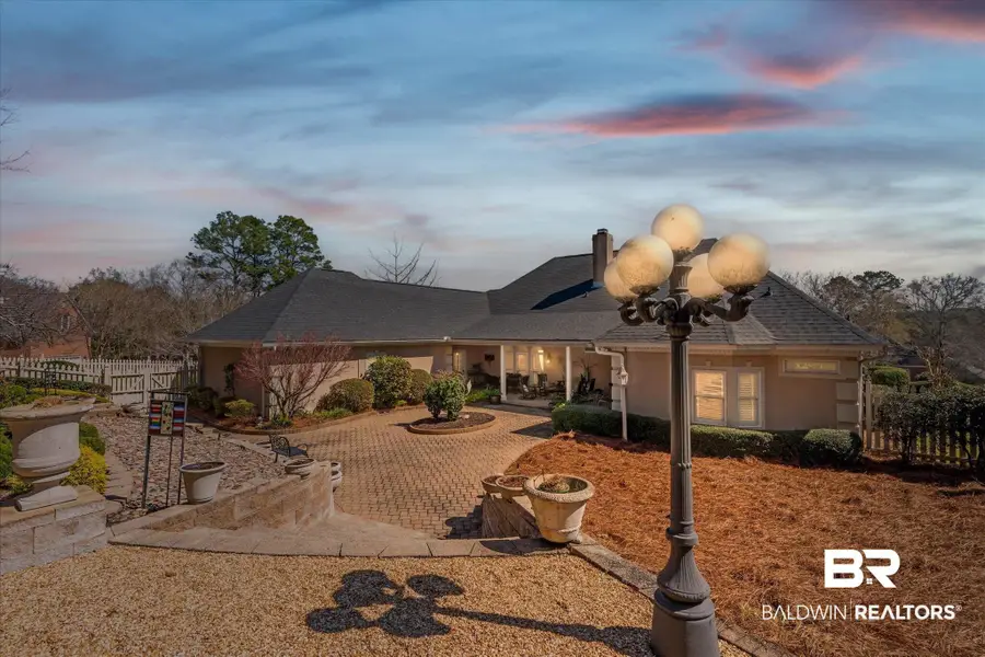 2606 E Charleston Oaks Drive, Mobile, AL 36695 - #3