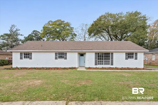 732 Oak Field Drive, Mobile, AL 36609
