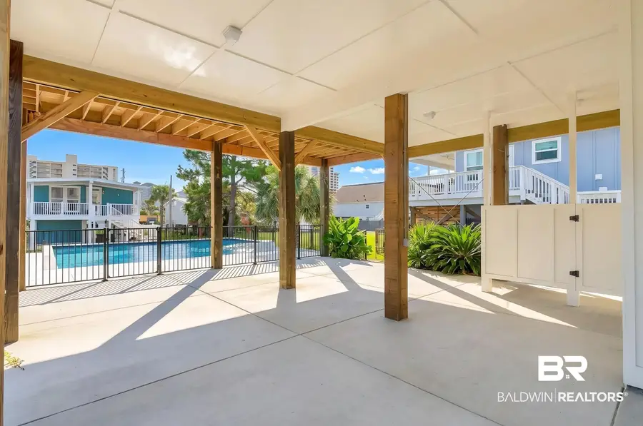 417 E 2nd Avenue, Gulf Shores, AL 36542 - #2