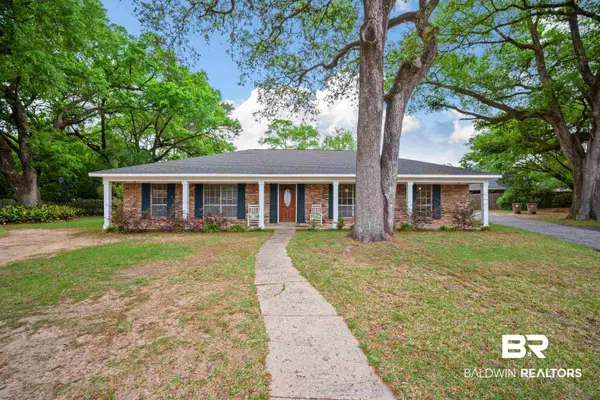 705 Oak Field Drive, Mobile, AL 36609
