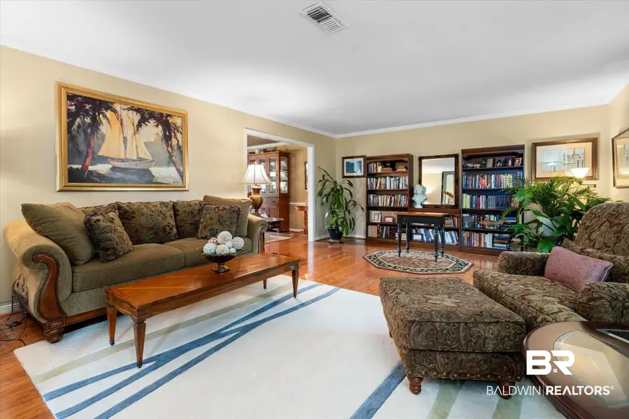 559 E Cumberland Road, Mobile, AL 36608 - #3