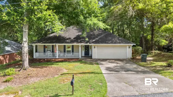 153 Lakeview Loop, Daphne, AL 36526