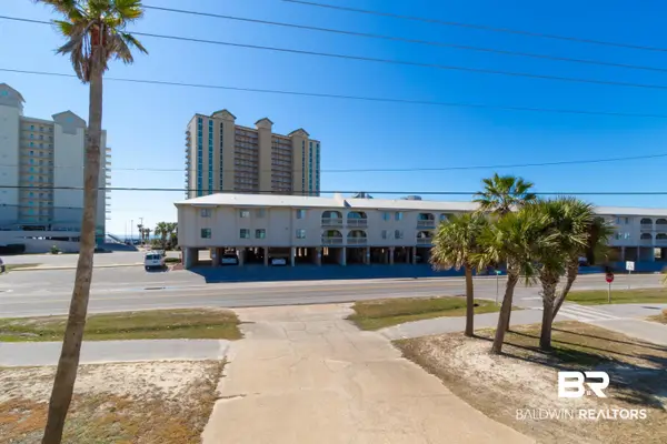 920 W Lagoon Avenue, Gulf Shores, AL 36542