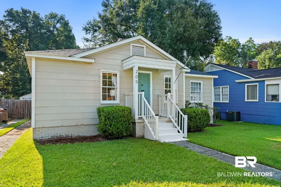 205 Pinehill Drive, Mobile, AL 36606 - #2