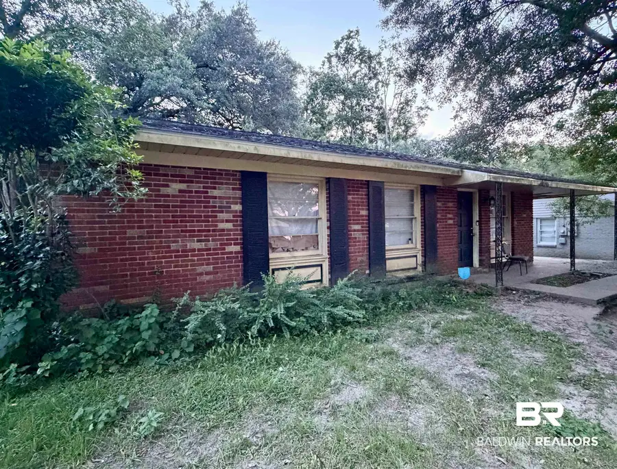 402 La Rose Drive, Mobile, AL 36609 - #2