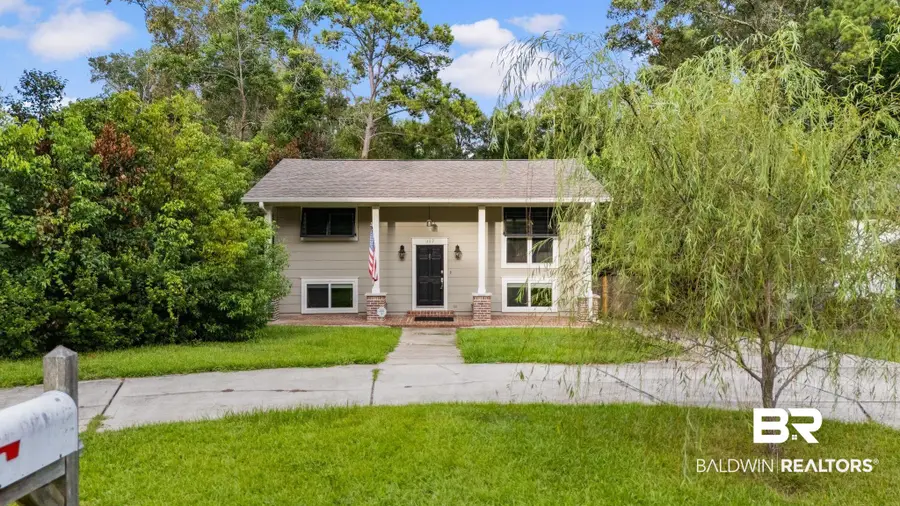 357 S School Street, Fairhope, AL 36532 - #2