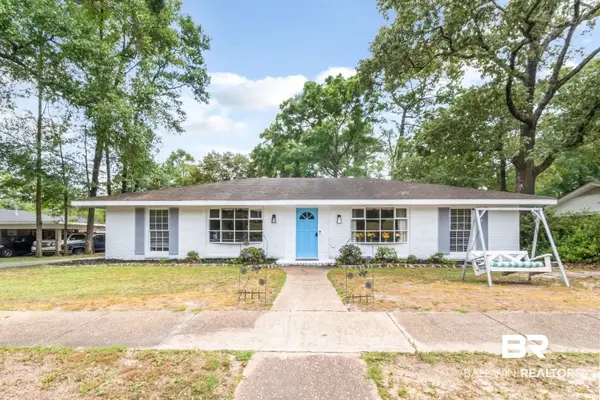 4857 N Woodcliff Drive, Mobile, AL 36693