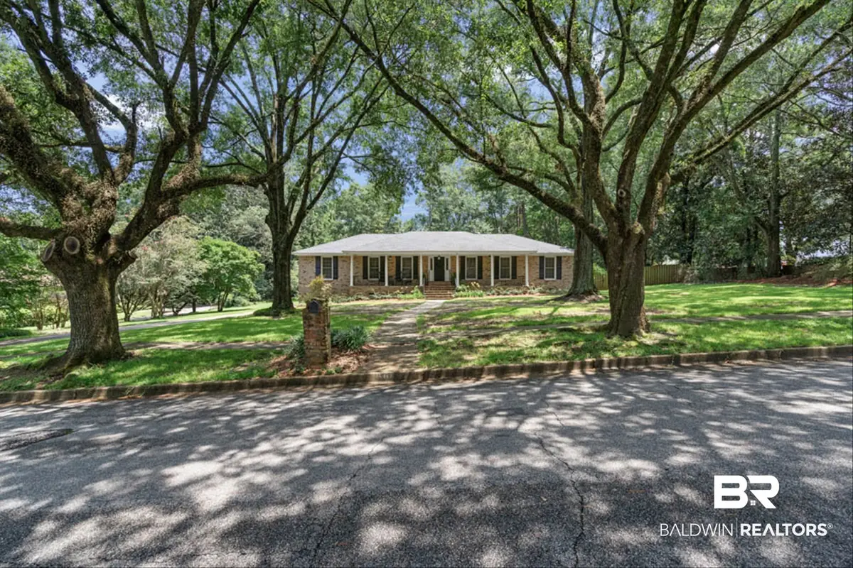 663 Ridgefield Road, Mobile, AL 36608 - #1