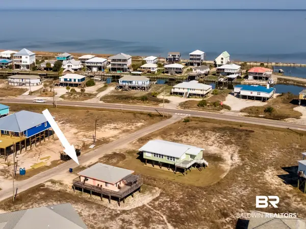 106 Ryan Ct, Dauphin Island, AL 36526