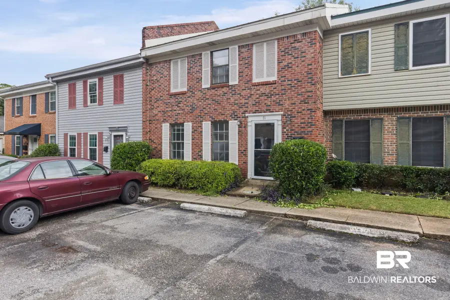 4017 Cottage Hill Road #APT 71, Mobile, AL 36609 - #2