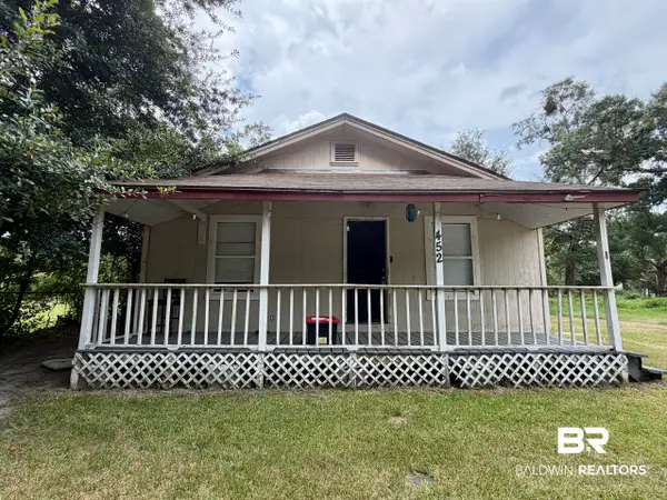 452 Hopi Street, Chickasaw, AL 36611