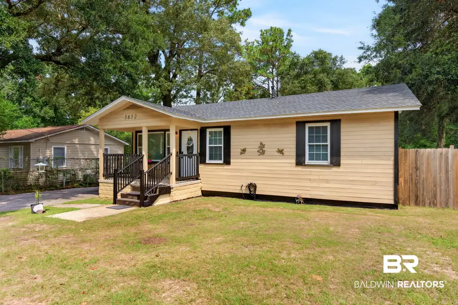 5852 University Avenue, Mobile, AL 36618 - #3