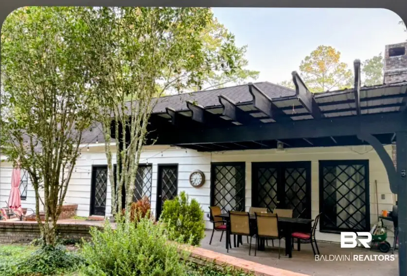 607 Edgewood Dr, Brewton, AL 36426 - #2