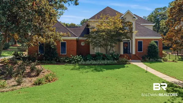 102 Clubhouse Drive, Fairhope, AL 36532
