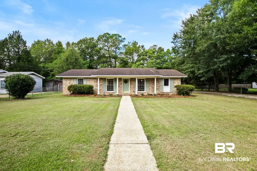 216 6th Ave, Atmore, AL 36502 - #2