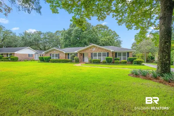 604 E Cumberland Road, Mobile, AL 36608