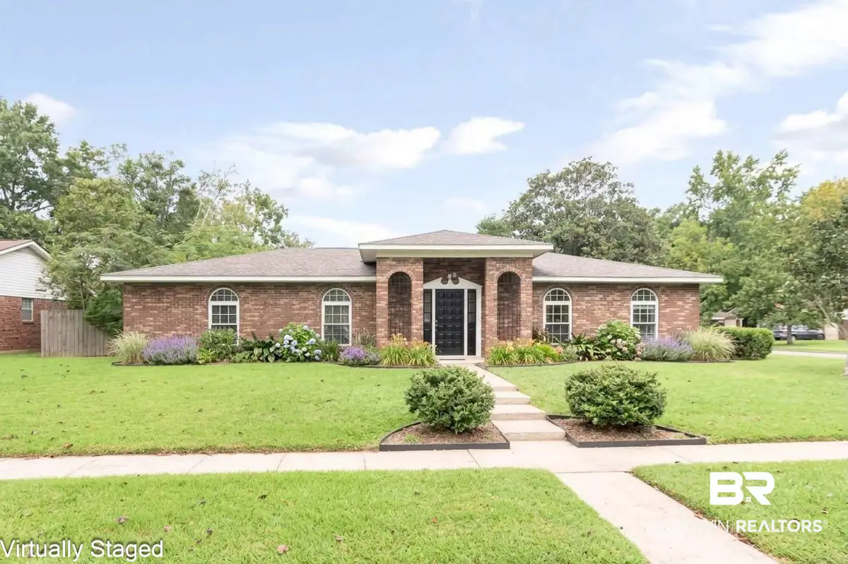 2300 E Christopher Drive E, Mobile, AL 36609 - #1