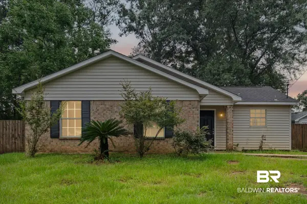9711 Royal Woods Drive, Mobile, AL 36608