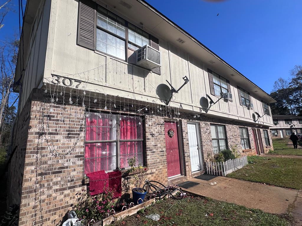 307 Colony Dr, Enterprise, AL 36330 - Image #1