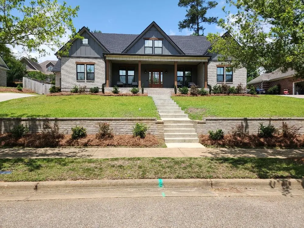 512 Gladstone Way, Dothan, AL 36305 - Image #1