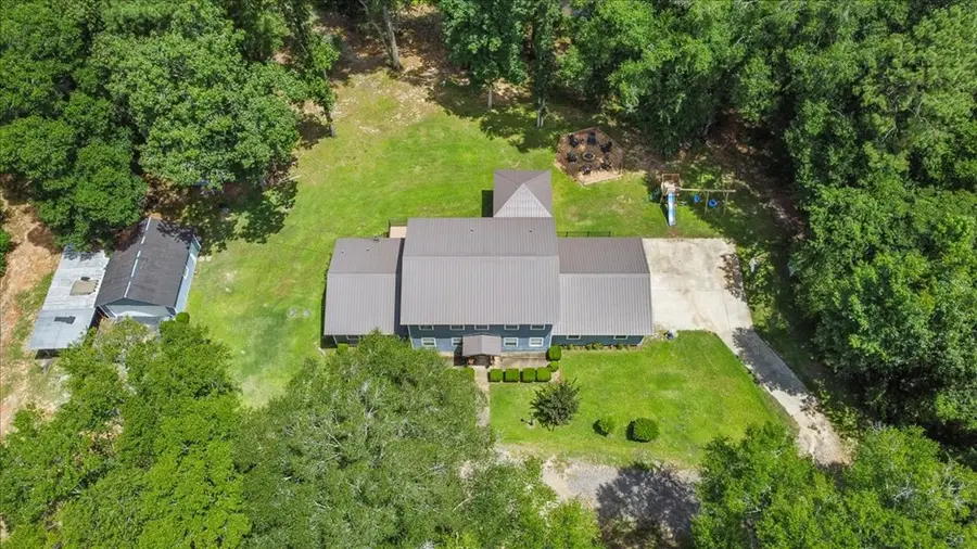 317 Holmes Rd, Newton, AL 36352 - Image #3