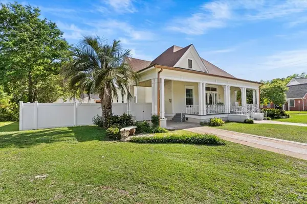 200 Daleville Avenue, Enterprise, AL 36330