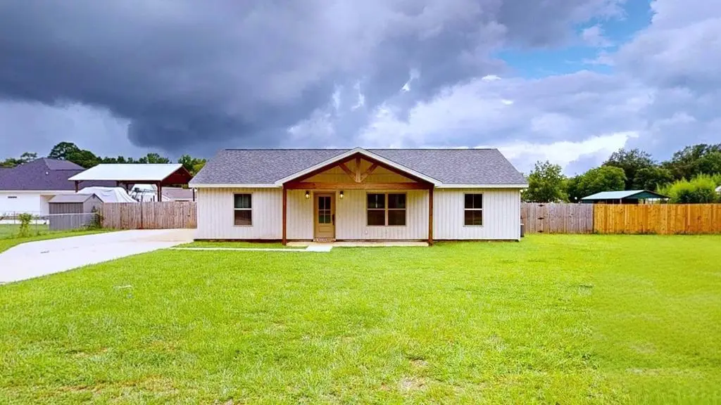 225 Peacock Circle, Hartford, AL 36344 - Image #1