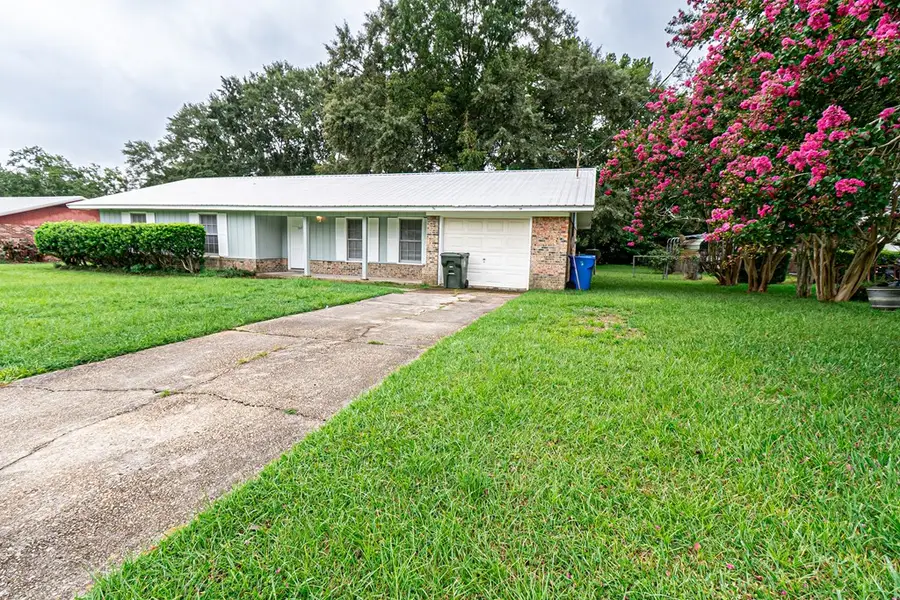 105 Salem Court, Dothan, AL 36301 - Image #3