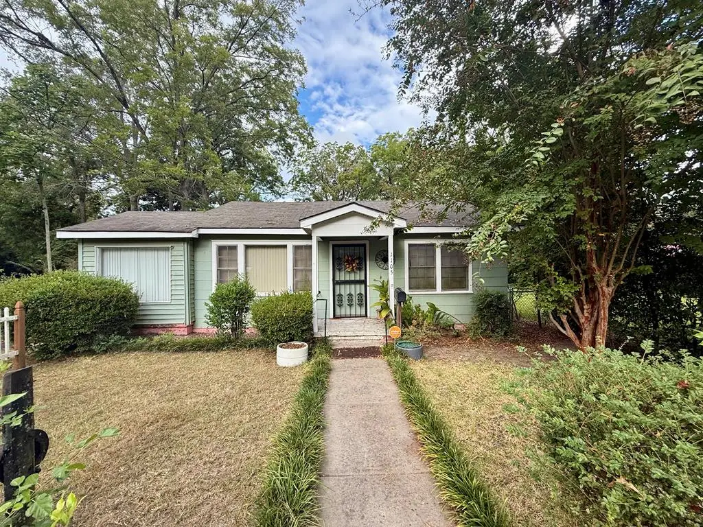 1105 N Alice Street, Dothan, AL 36303 - Image #1