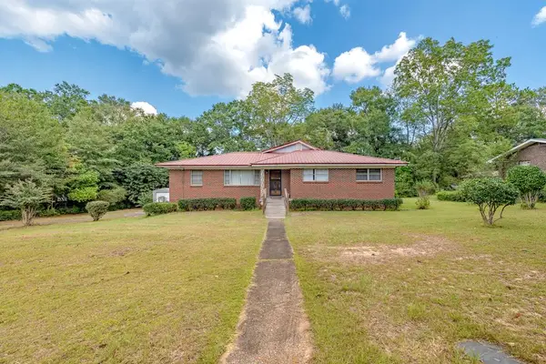 1118 Dellwood Avenue, Dothan, AL 36303